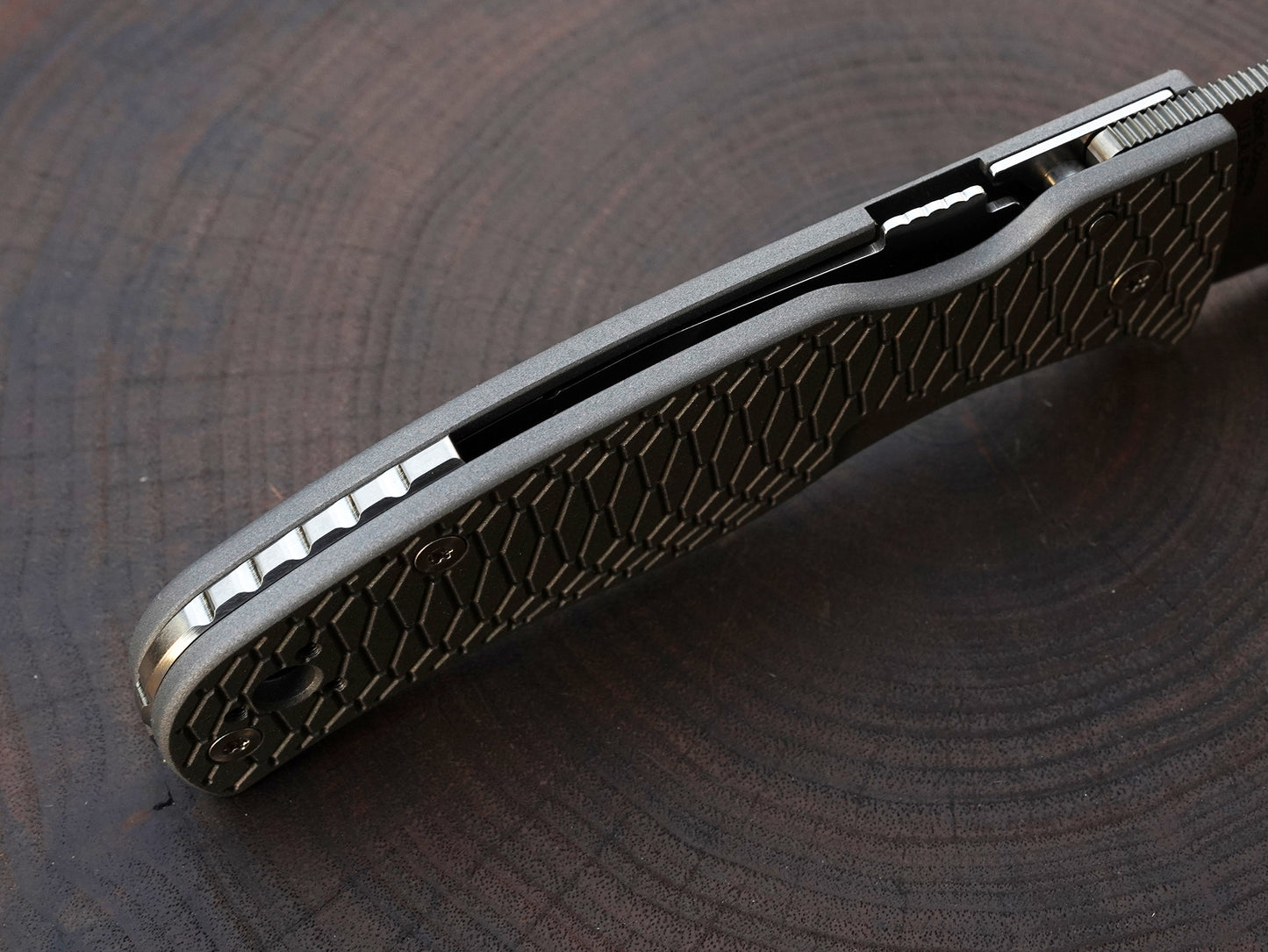 Titanium Gear Backspacer for Spyderco Bodacious