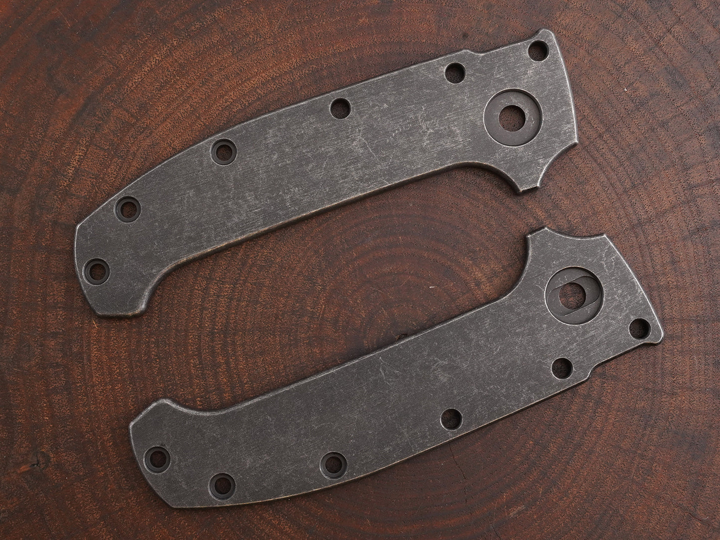 Titanium Dark Wash Scales for Demko AD20 - Straight Grip