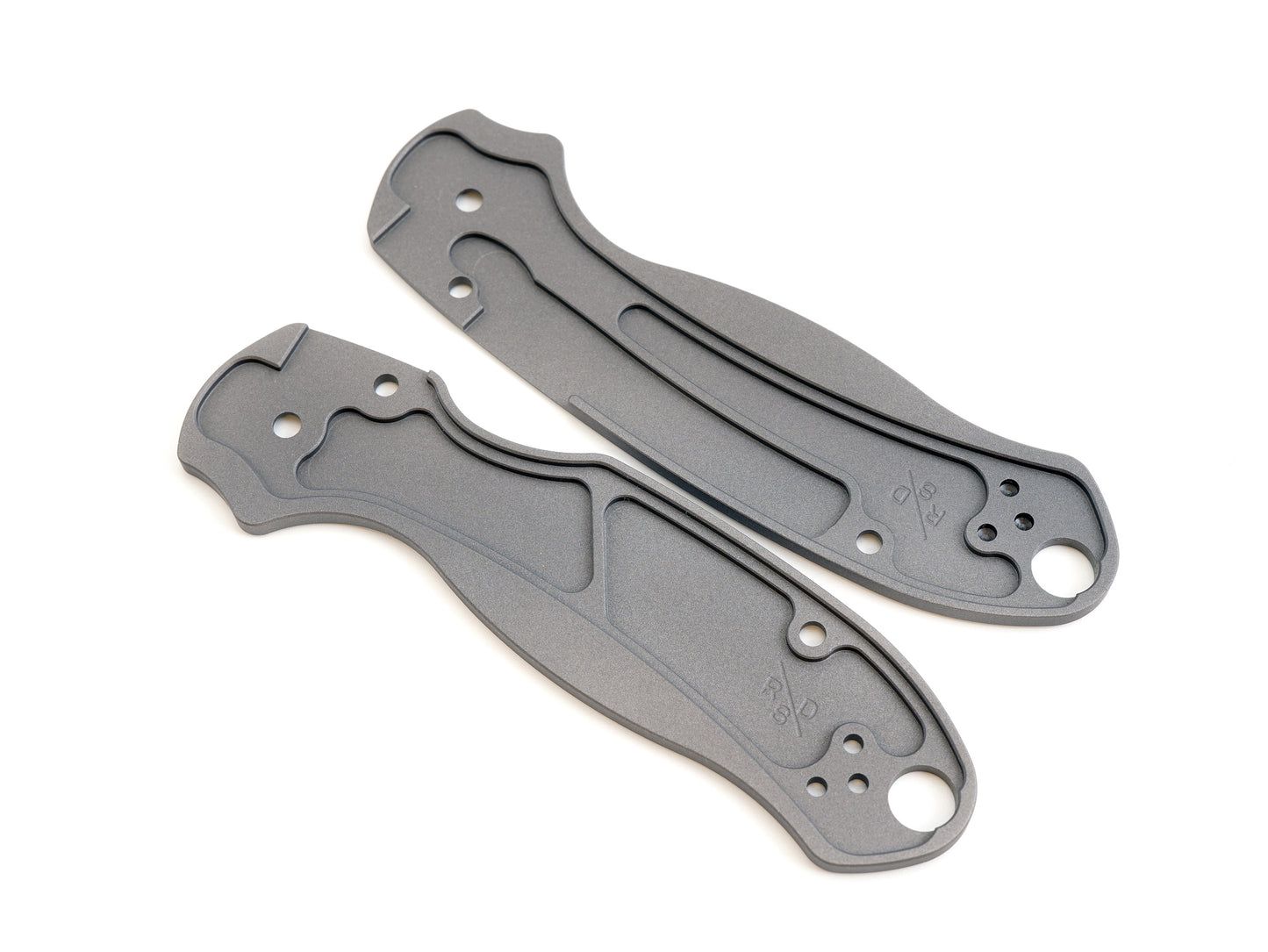 Titanium Critter Scales for Spyderco Para 3