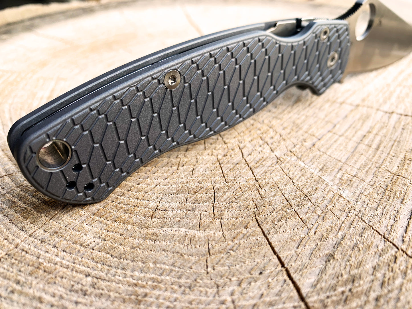 Titanium Scales for Spyderco PM2 Hexi - Aluminum Blast