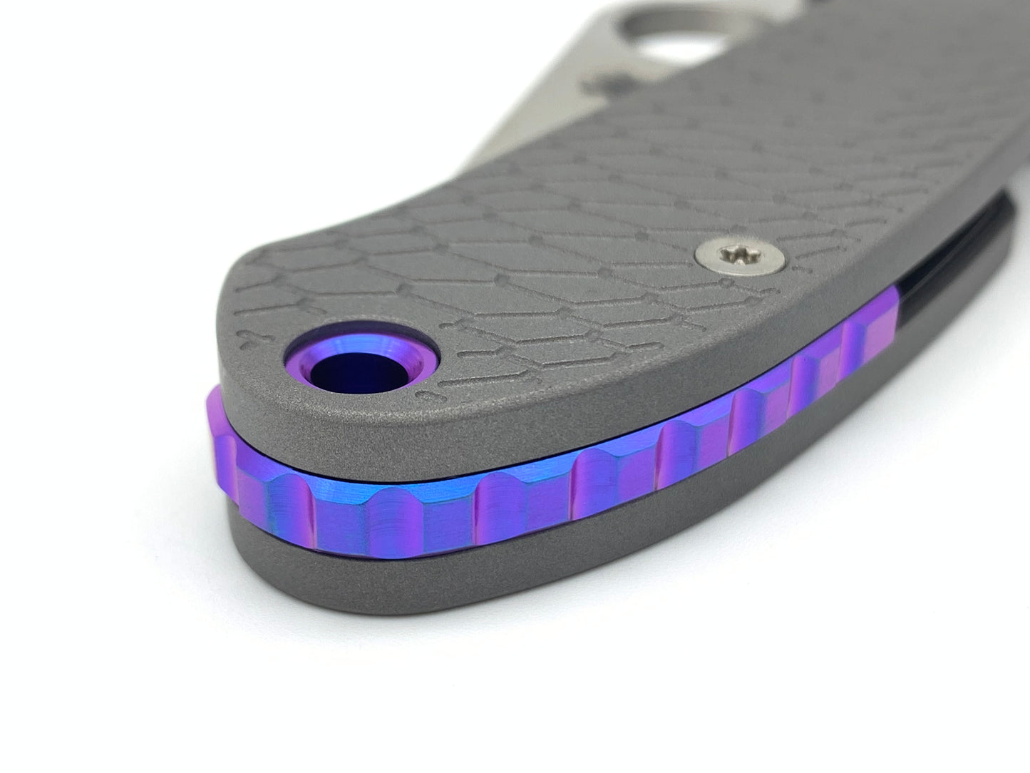 Titanium Gear Backspacer for Spyderco Para 3 - Lanyard