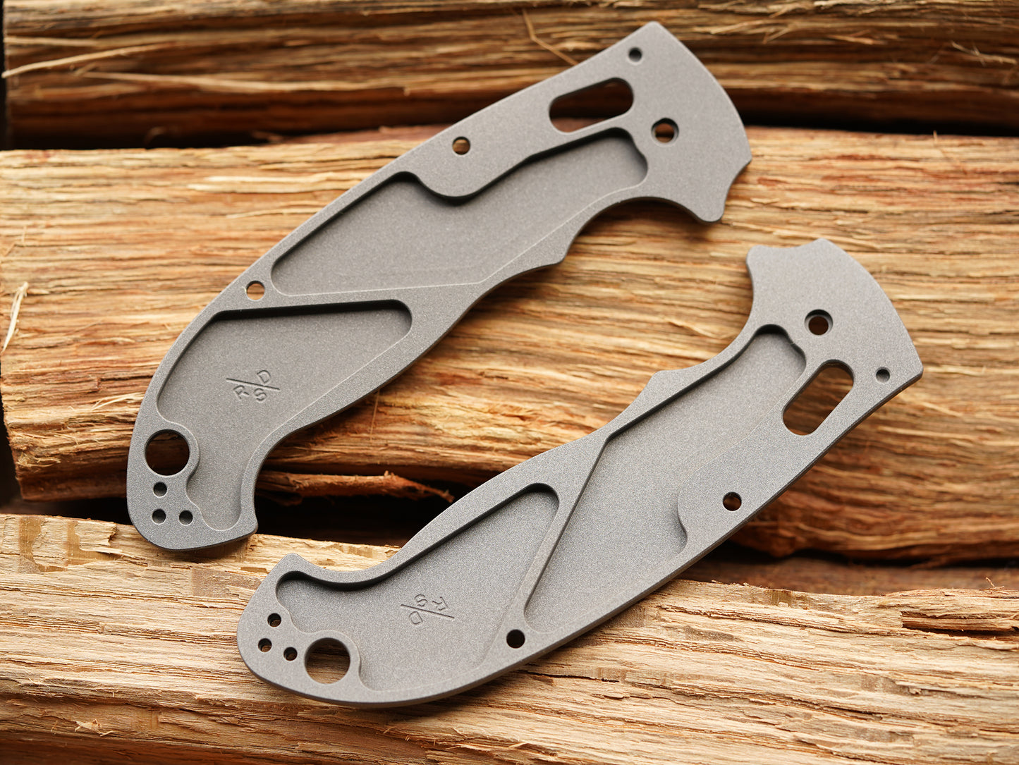 Titanium Critter Scales for Spyderco Manix 2 XL