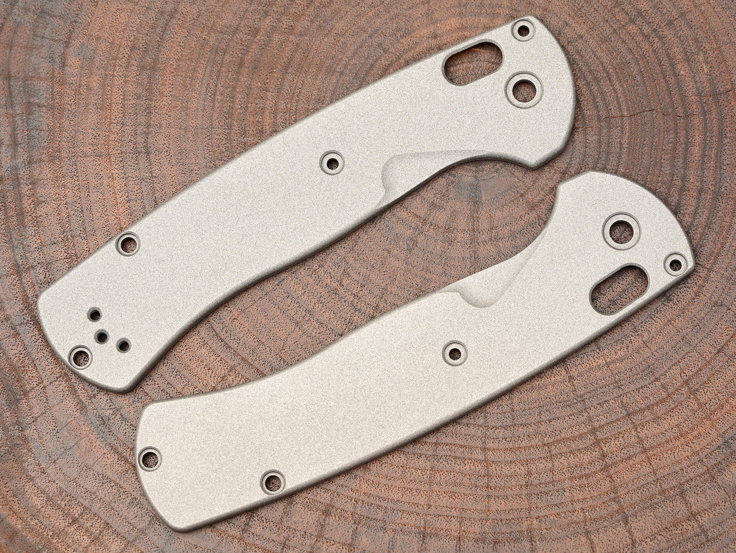 Titanium Scales for Benchmade Taggedout 15535 - No Lanyard