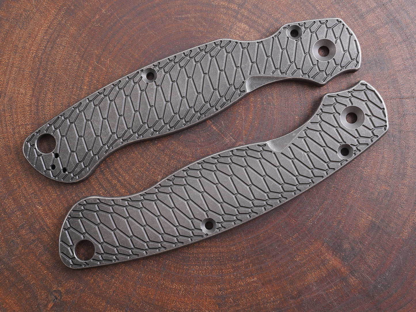 Titanium Dark Wash Hexi Scales for Spyderco Military 2 - Nested Liner