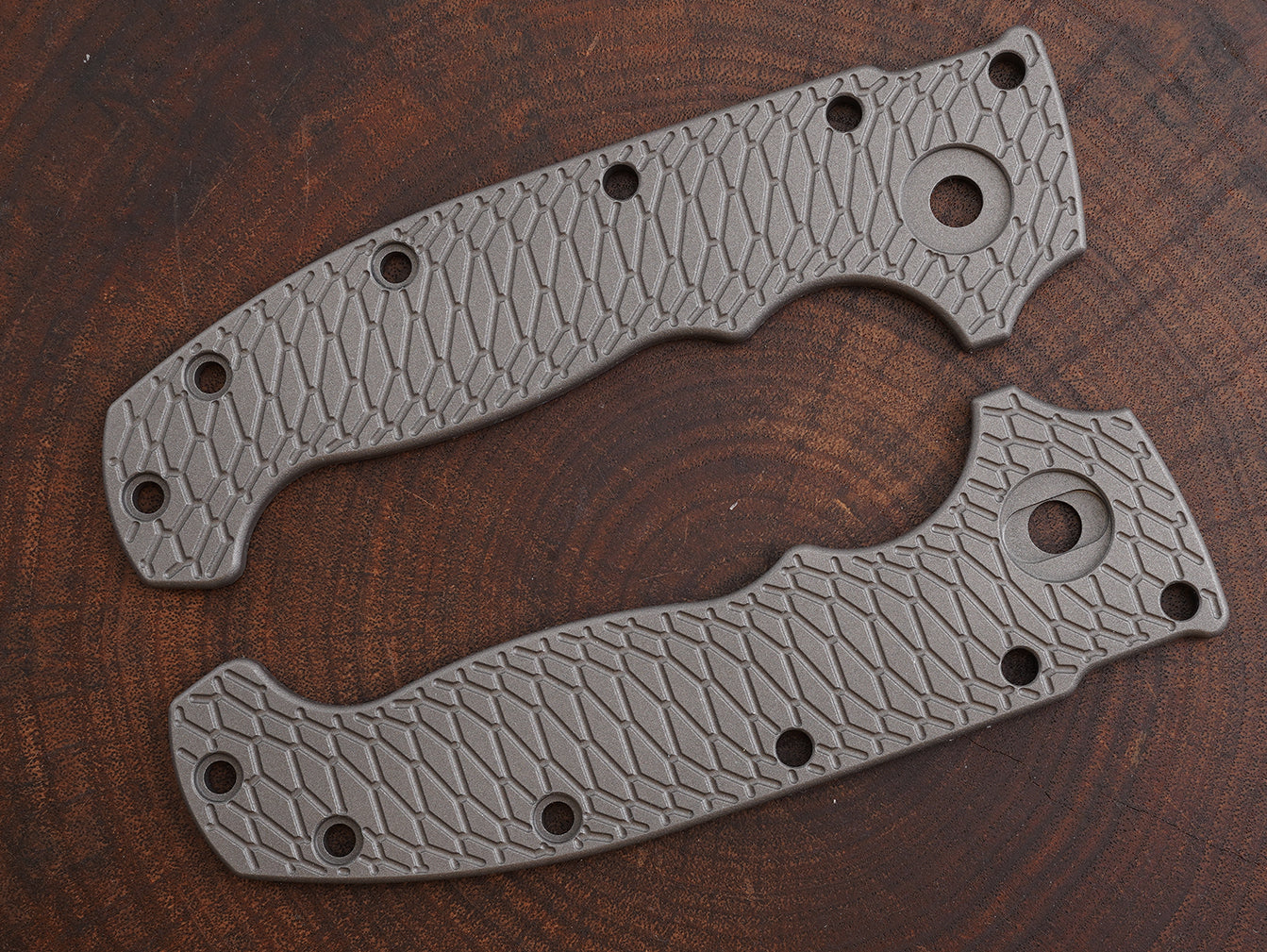 Titanium Hexi Scales for Demko AD20