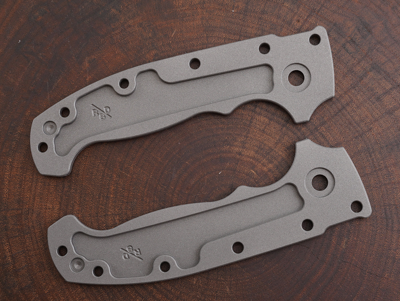 Titanium Hexi Scales for Demko AD20