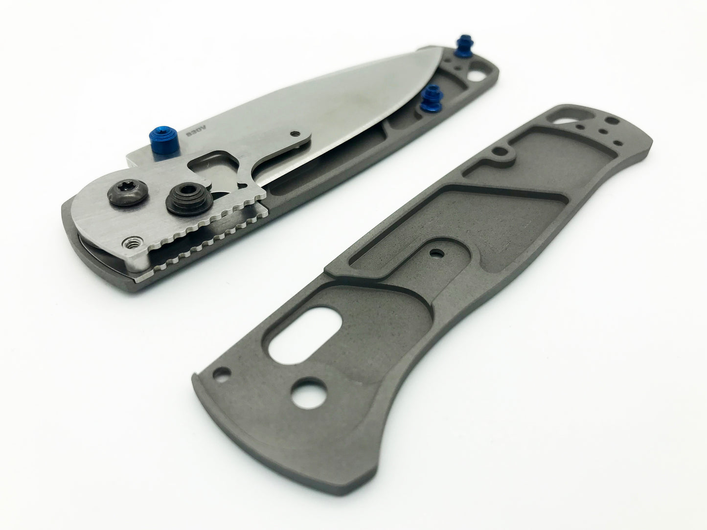 Titanium Scales for Benchmade Bugout 535