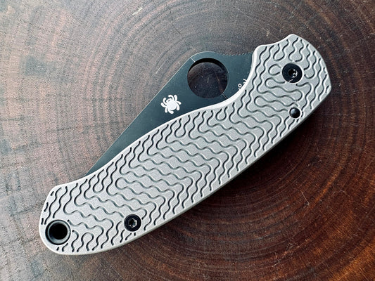 Titanium Critter Scales for Spyderco Para 3
